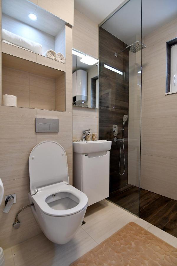 Garden Of Dreams & Free Private Parking Apartment Sarajevo Ngoại thất bức ảnh